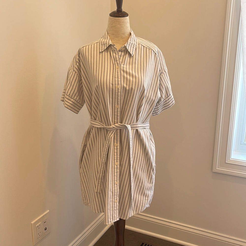 Super cute and comfy shirt dress